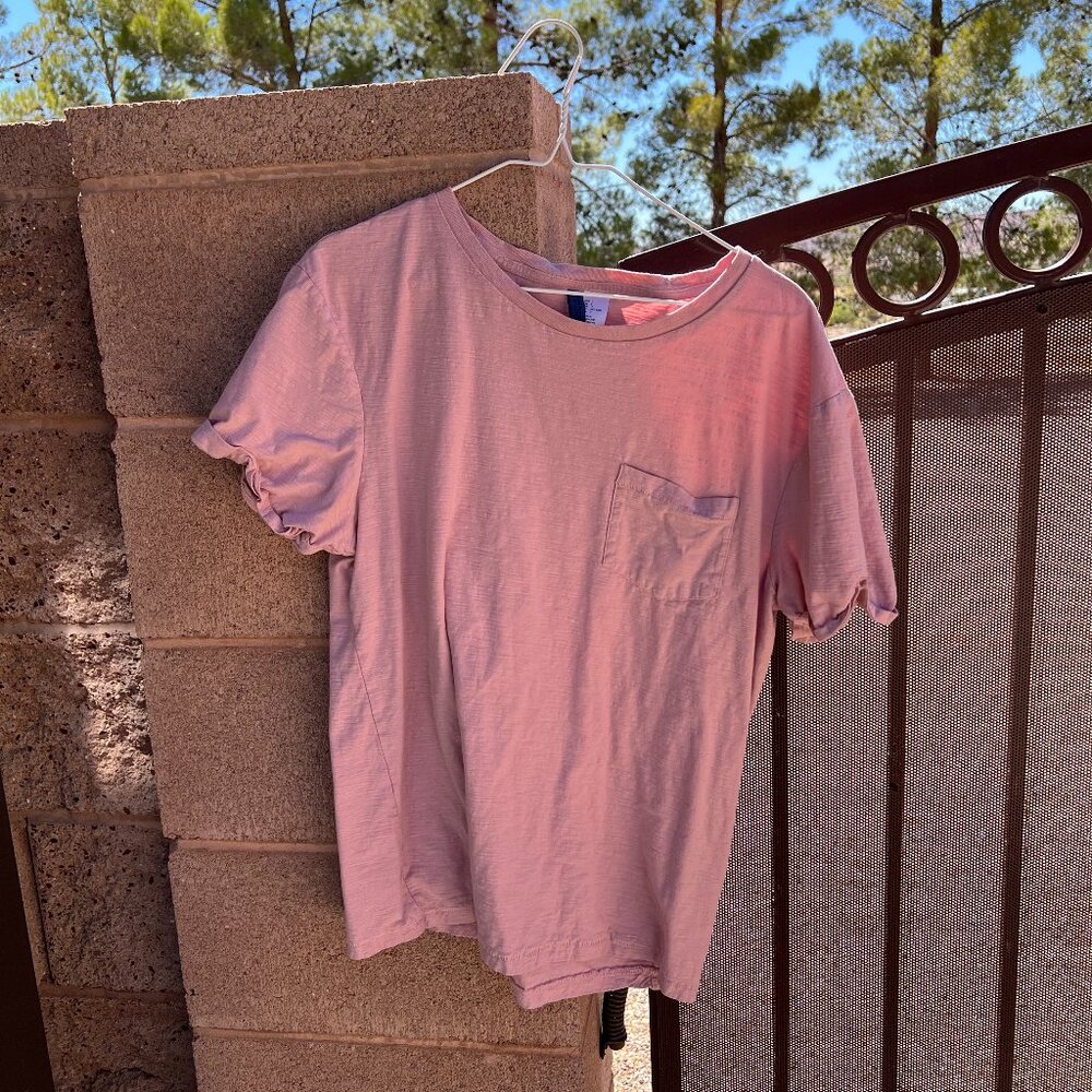 Divided Short Sleeve Tee - L